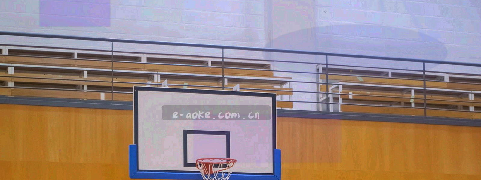 深绿与炭黑底色上的数据锁形抽象纹理，荧光青细线勾勒轮廓